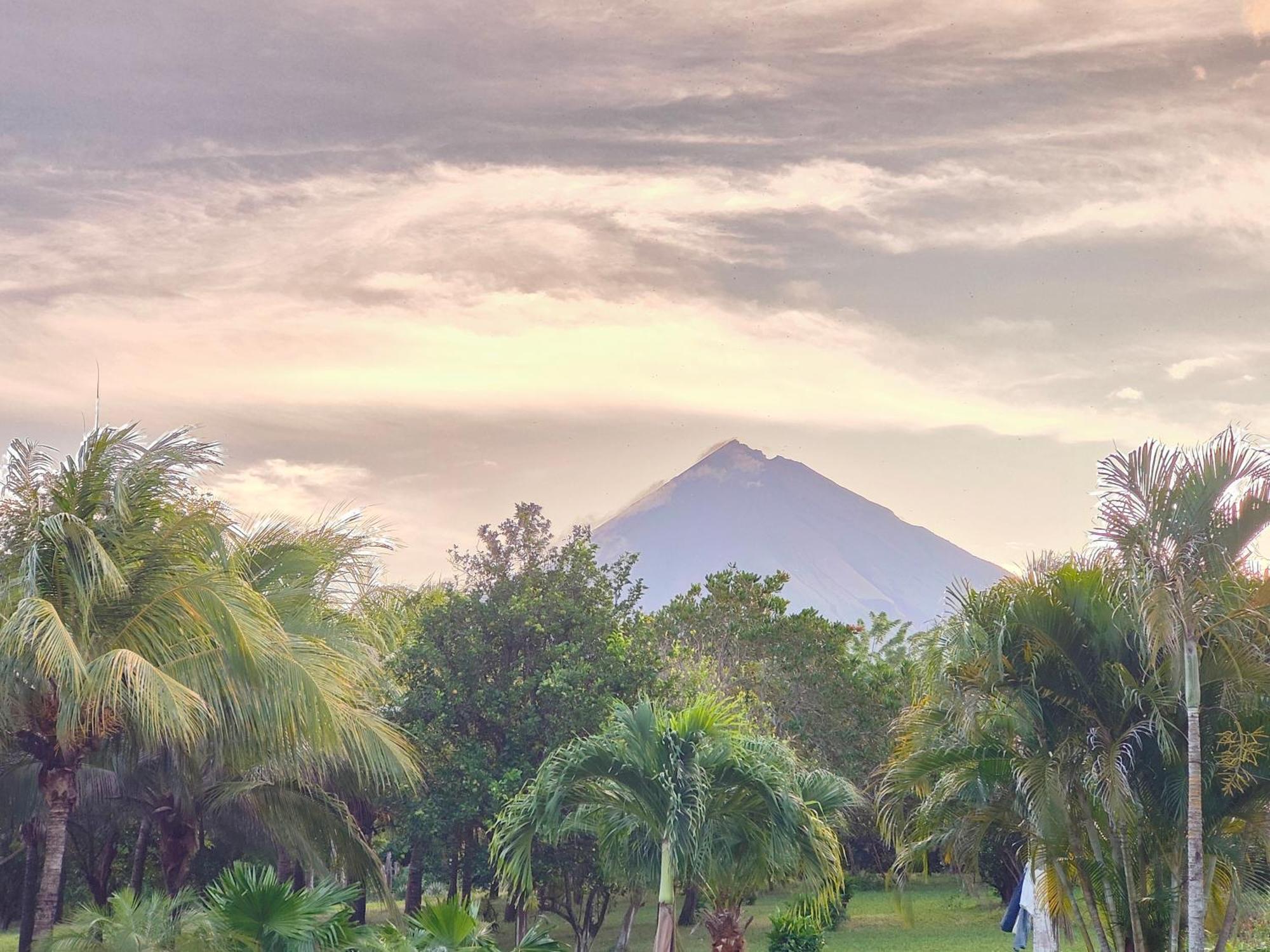 El Peregrino Hotel โมโยกัลปา ภายนอก รูปภาพ